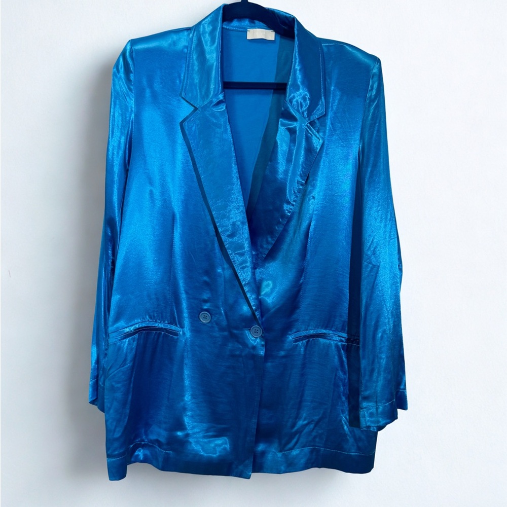 Q2 Shimmering Blue Women's Blazer